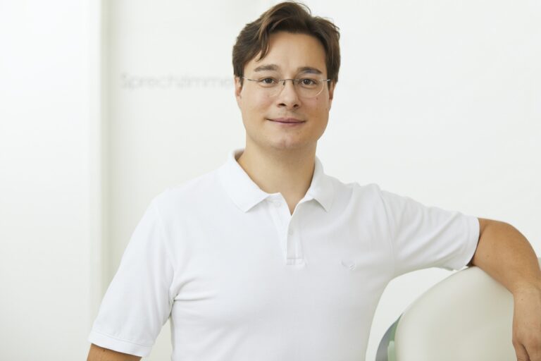 Johannes Neimann, Facharzt für Frauenheilkunde und Geburtshilfe